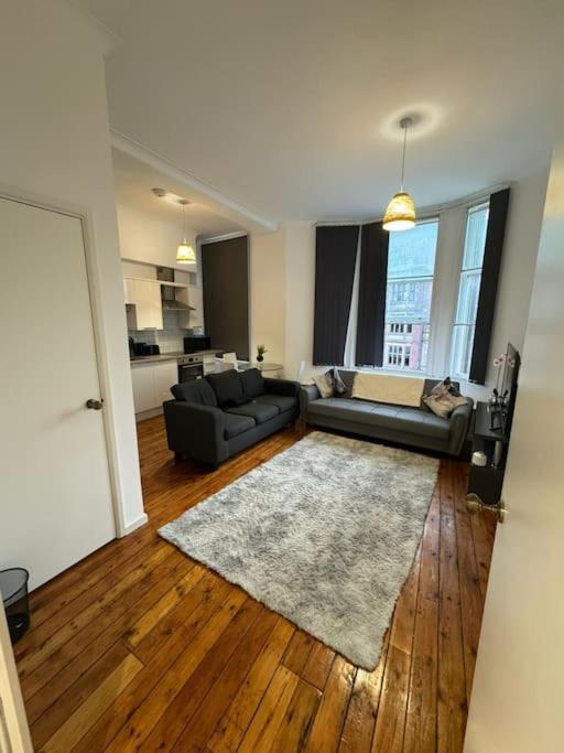 Sleep 6 -Sheffield-George Street Gs202 Apartment ภายนอก รูปภาพ